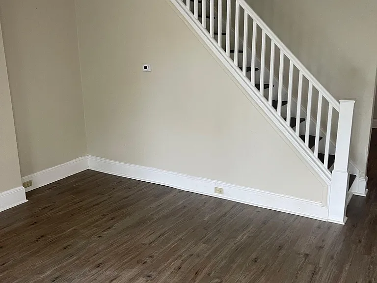 115 Pearl St — Photo 2