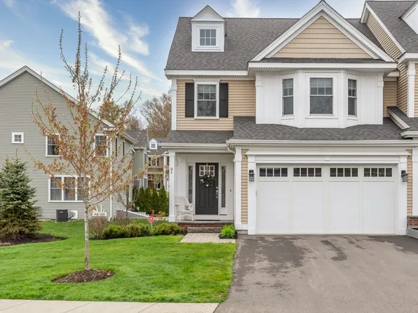 81 Brookview Rd #81, Franklin, MA 02038