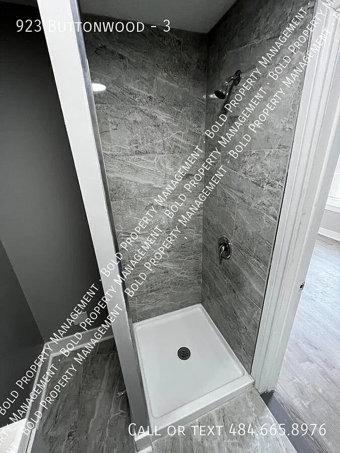 Newly remodeled efficiency — Photo 2