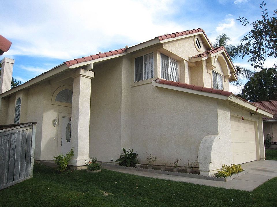 COMPLIMENTS OF PARK PLACE REAL ESTATE