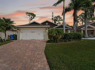 421 San Lorenzo Ct, Bradenton, FL 34208