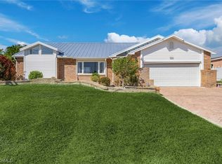 2940 Surfside Blvd, Cape Coral, FL 33914