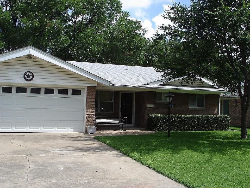 1st image of 226 Dorris Dr