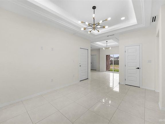 2nd image of 2304 San Pascual St