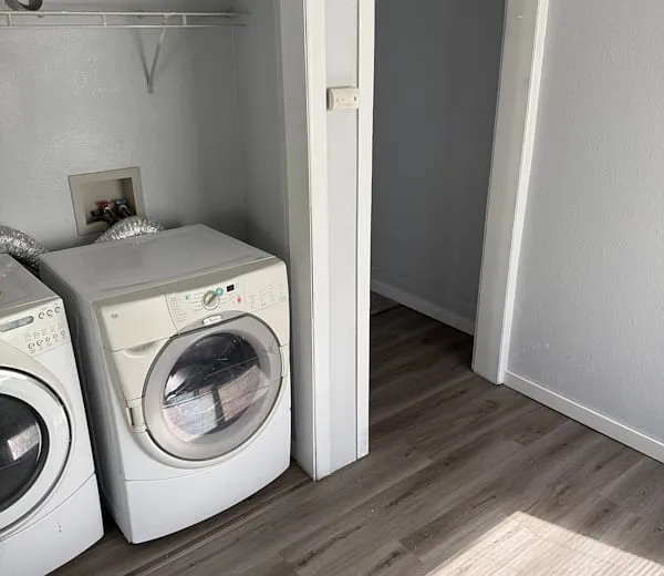 3 bed, $1,195 — Photo 2