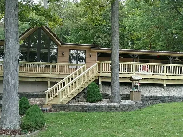 9196 Beach Dr, French Village, MO 63036