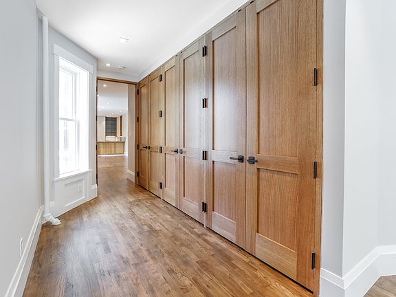 5th image of 313 W 17th St APT 2