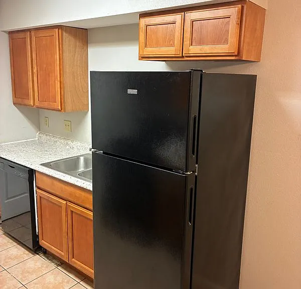 844 Hammond Manor Dr #B — Photo 1