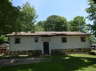 46379 Leedy Point Rd, Bloomingdale, MI 49026