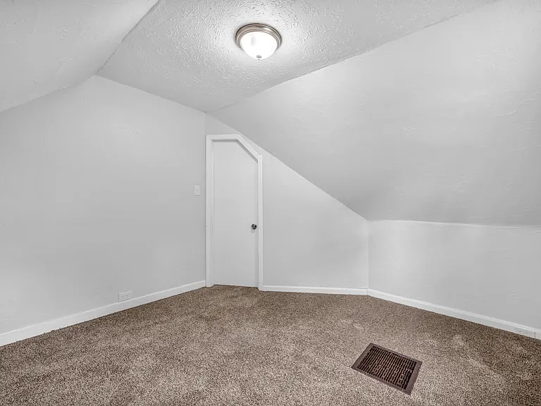5505 South Blvd — Photo 25