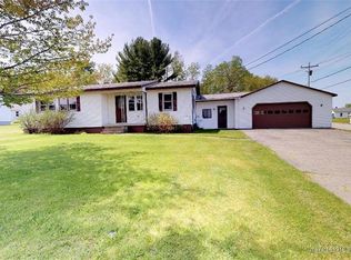 4 Birch St, Baileyville, ME 04694