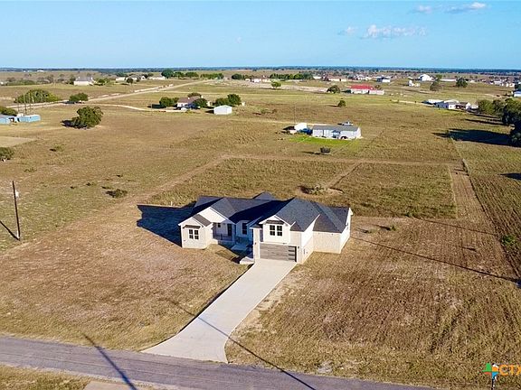 5th image of 197 Lakeview Cir