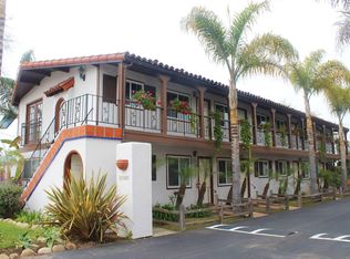 1045 Elm Ln, Carpinteria, CA 93013