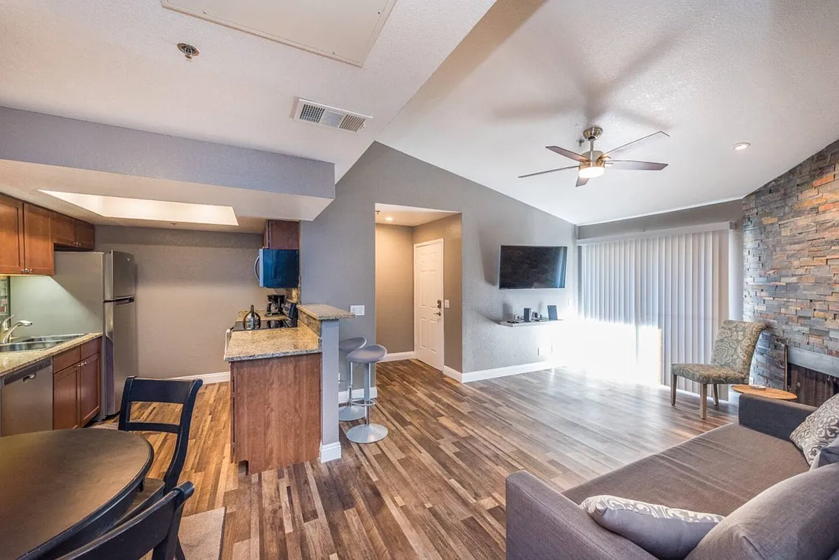 Building Photo - 4200 S Valley View Blvd #3065