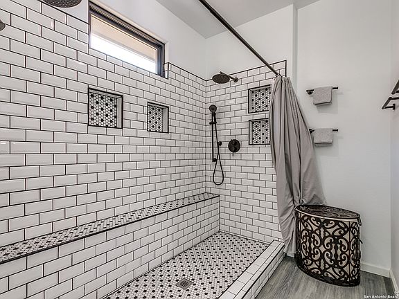 5th image of 17119 ASHBURY OAKS
