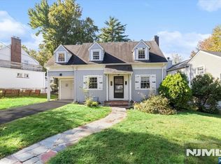 694 Northumberland Road, Teaneck, NJ 07666