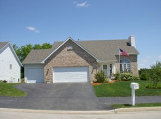 7111 Mullinshire Way, Machesney Park, IL 61115