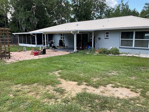 3rd image of 1478 N Marion Way