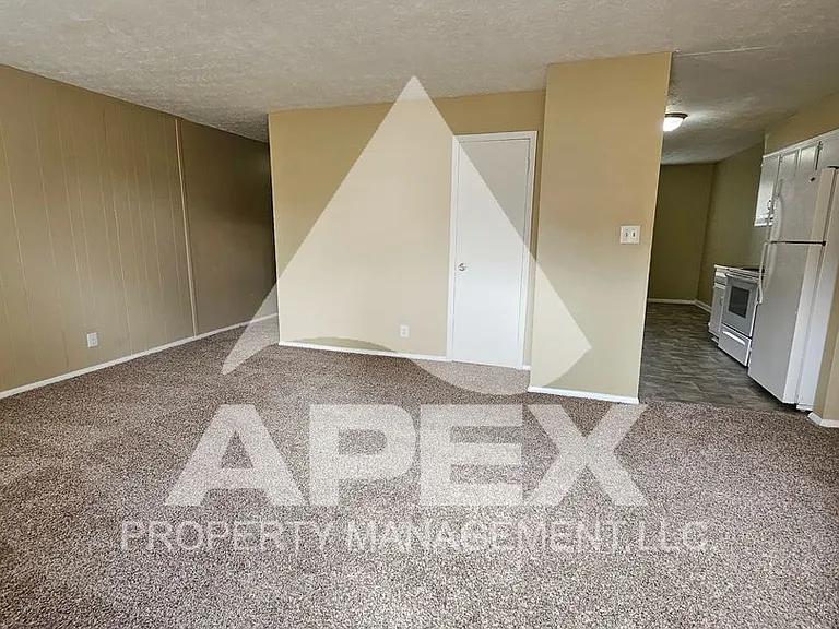 9148 Cedarpark Ln #D — Photo 3
