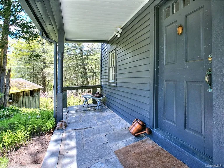 284 Lyons Plain Rd #283 — Photo 3
