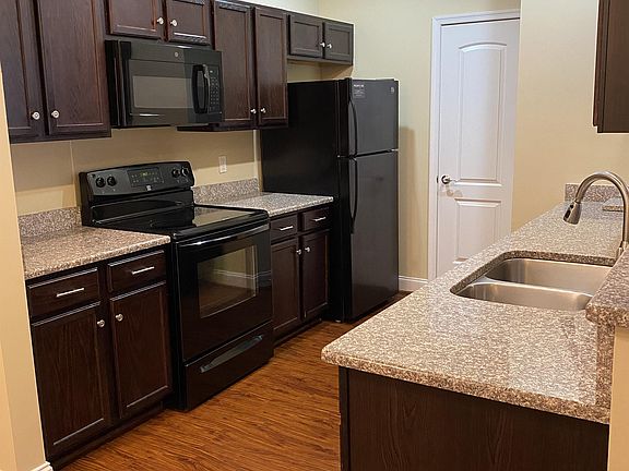 5th image of 320 Capstone Dr APT 102