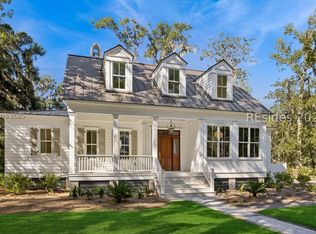 13 Magnolia Ln, Richmond Hill, GA 31324