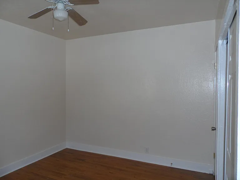 415 18th St #6 — Photo 8