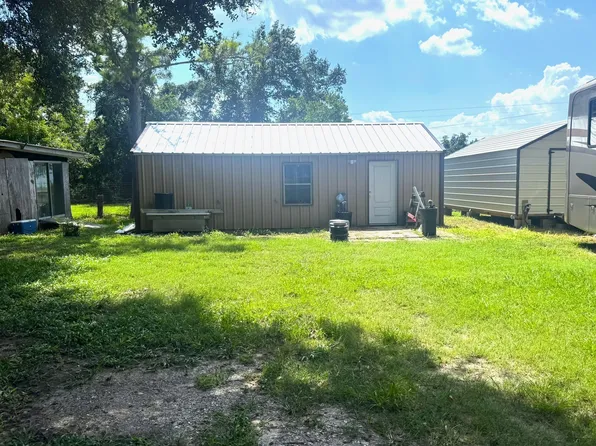 146 Catamaran Cir, Palacios, TX 77465