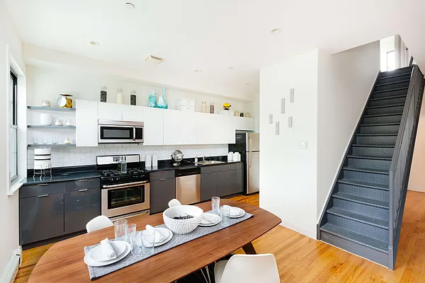 Rented by Nooklyn NYC LLC | media 23