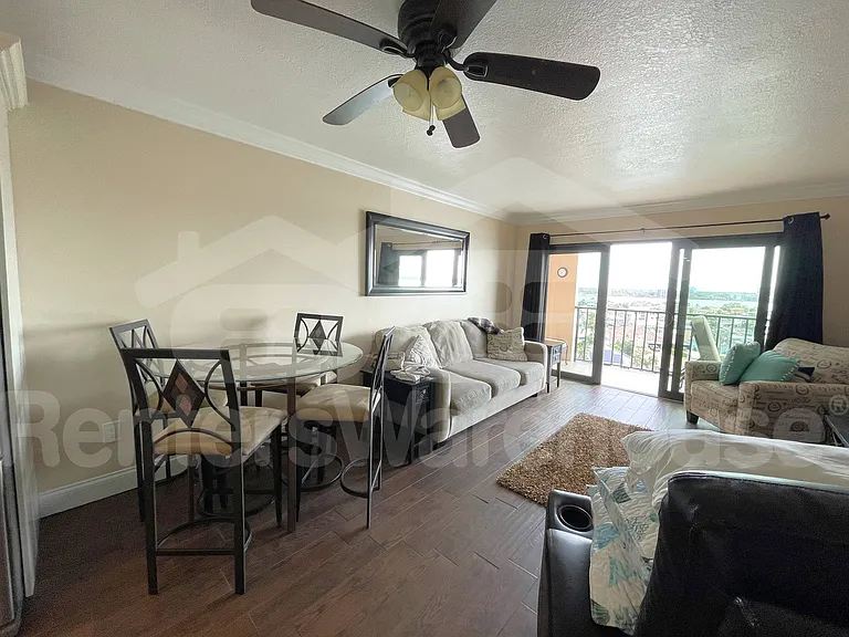 51 Island Way #906 — Photo 3