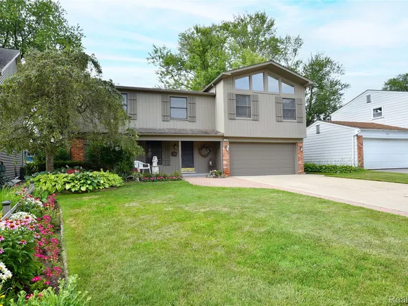 733 Highland Ave, Clawson, MI 48017