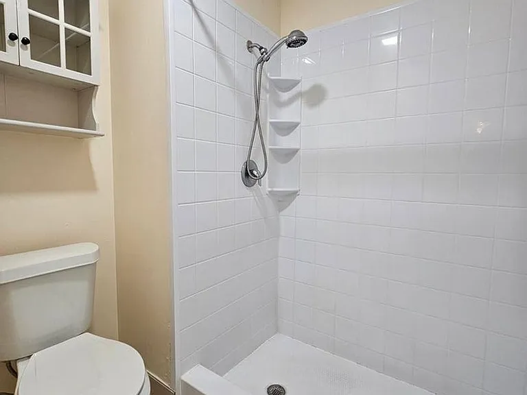 480 Hardwood Pl — Photo 15