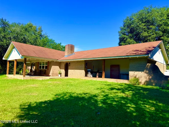 6563 Pleasant Grove Rd, Carthage, MS 39051