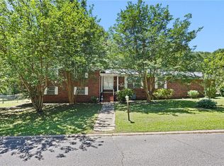 711 W 18th Ter, Russellville, AR 72801