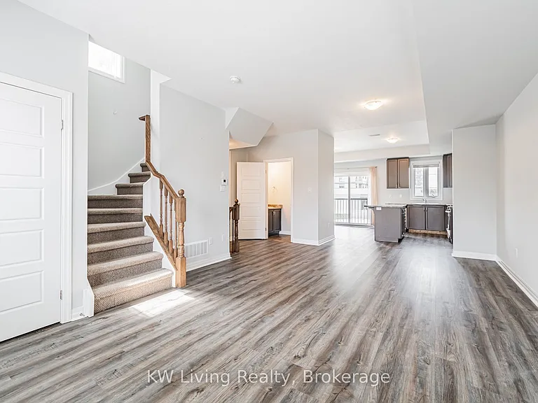 70 Plains Rd E #18 — Photo 9