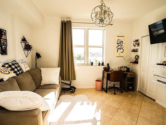 4th image of 7910 Harbor Island Dr APT 409