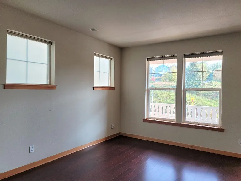 19327 Gadwall Ln NE — Photo 16