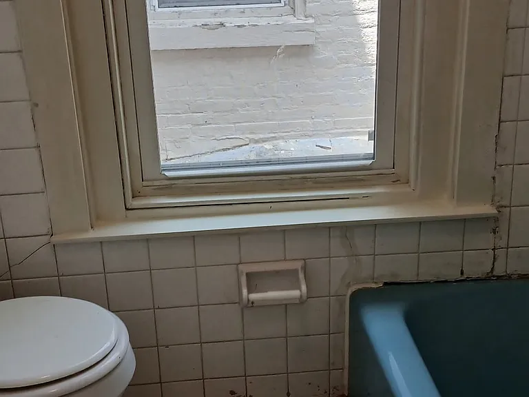 1035 Washington St — Photo 29