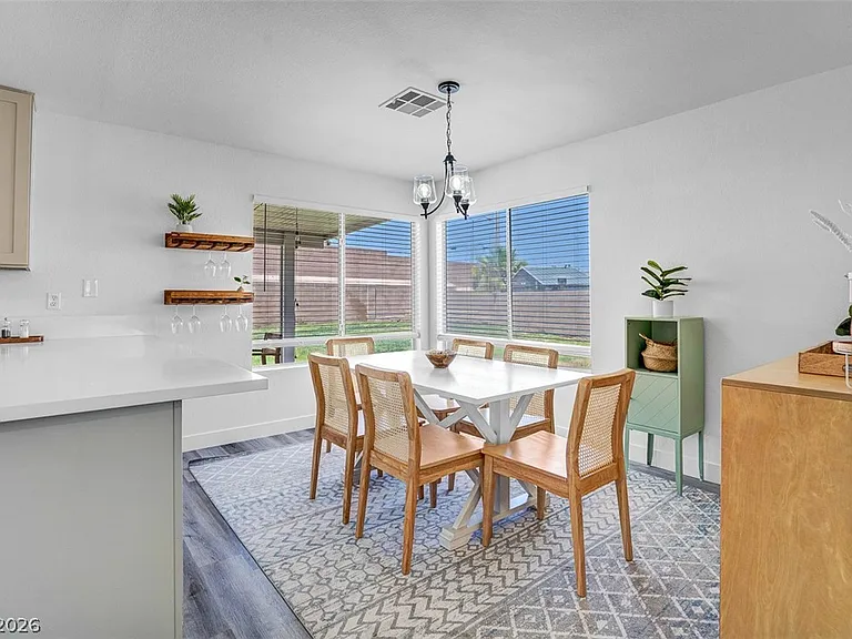 818 Holly Sprig Ct — Photo 32