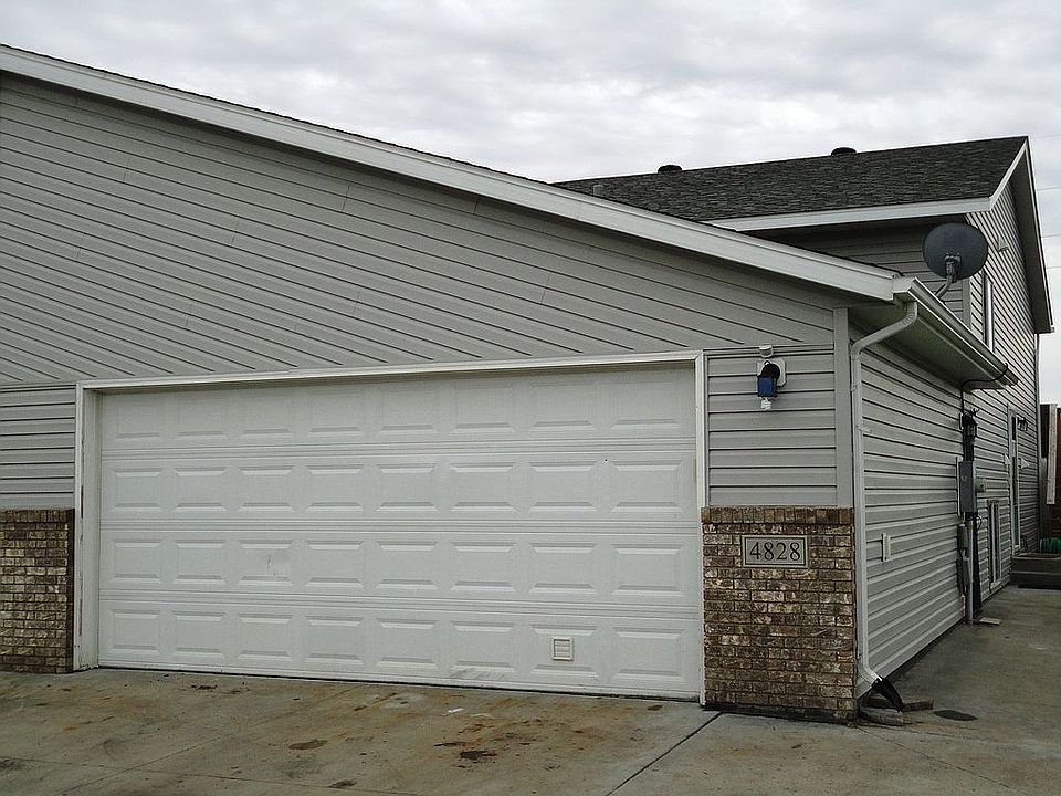 1st image of 4828 51st Ave S