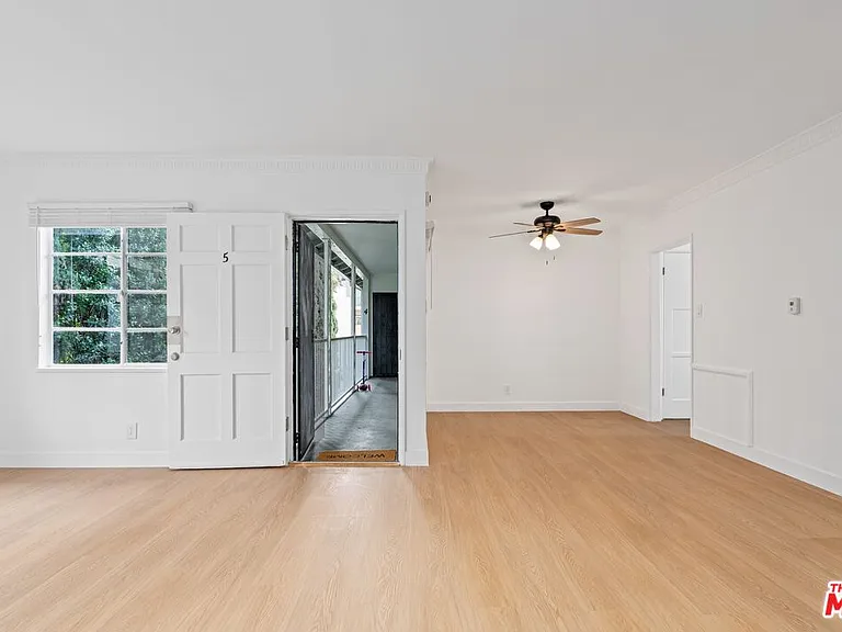 1754 Malcolm Ave #5 — Photo 4