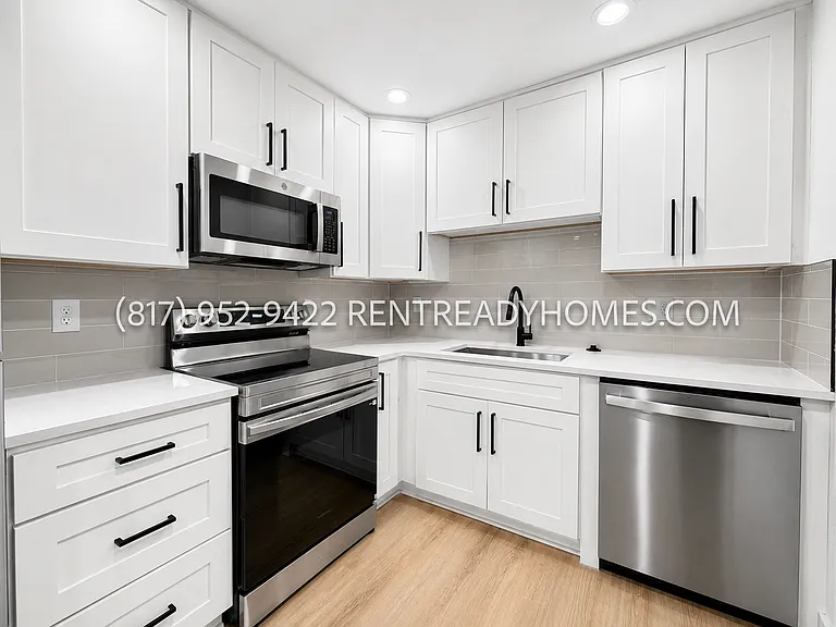 1510 W Jefferson Blvd #205 — Photo 7