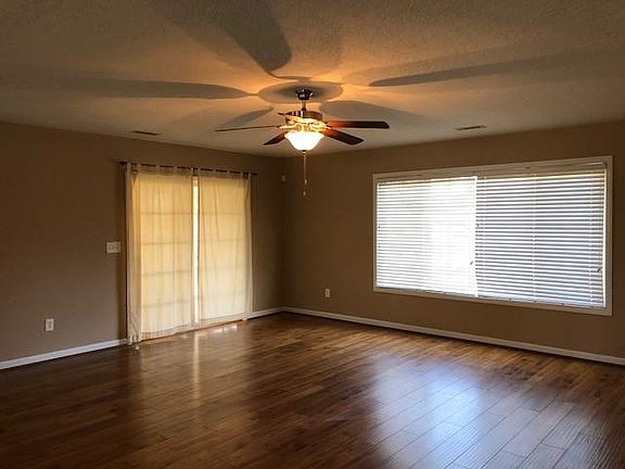 Large open Living Room