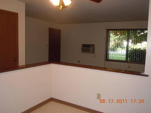 2nd image of 715 Dean Dr