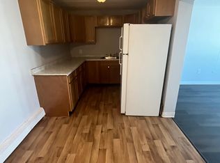 800 Weeden St APT 1B, Pawtucket, RI 02860