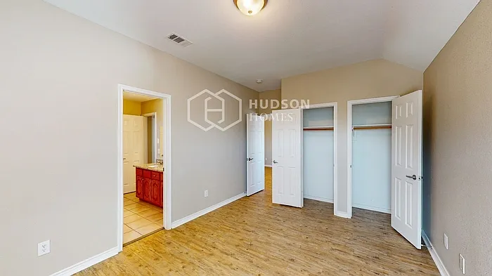 1468 Red Wolf Dr — Photo 28