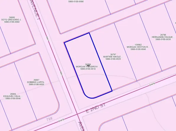 800 E 2nd St, Del Rio, TX 78840