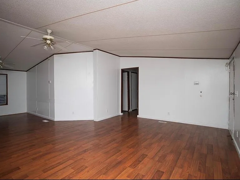 11703 Greenmesa Dr — Photo 4