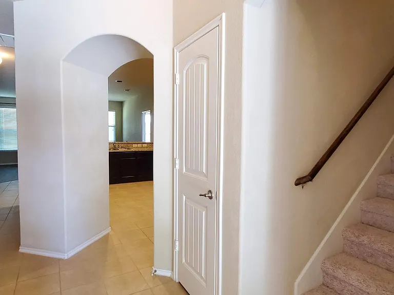 133 Oriole Dr — Photo 13