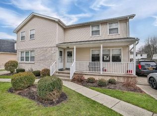 118 Pheasant Run Rd #1, Buffalo, NY 14228